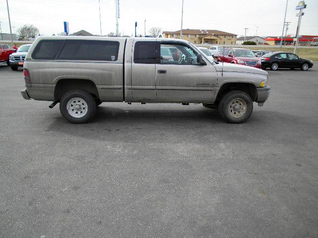 1998 Dodge Ram Pickup SLT