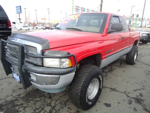 1998 Dodge Ram Pickup Coupe LS