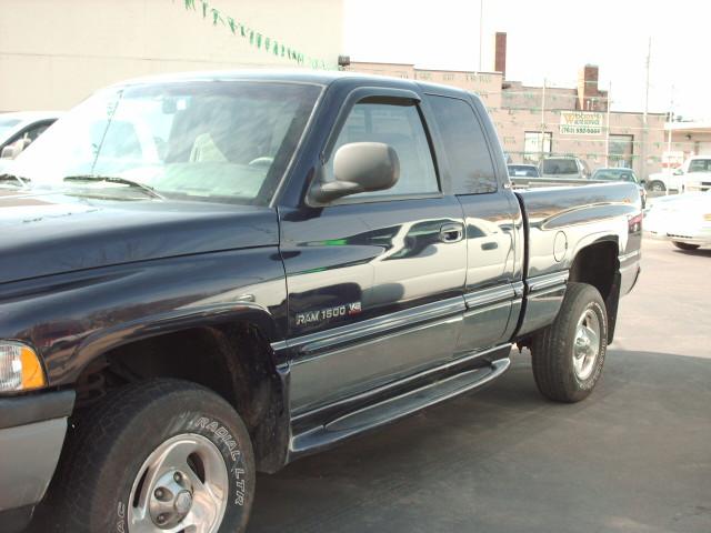 1998 Dodge Ram Pickup Base