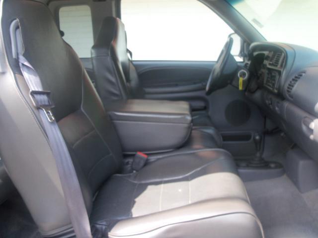 1999 Dodge Ram Pickup 1500 LT 4WD