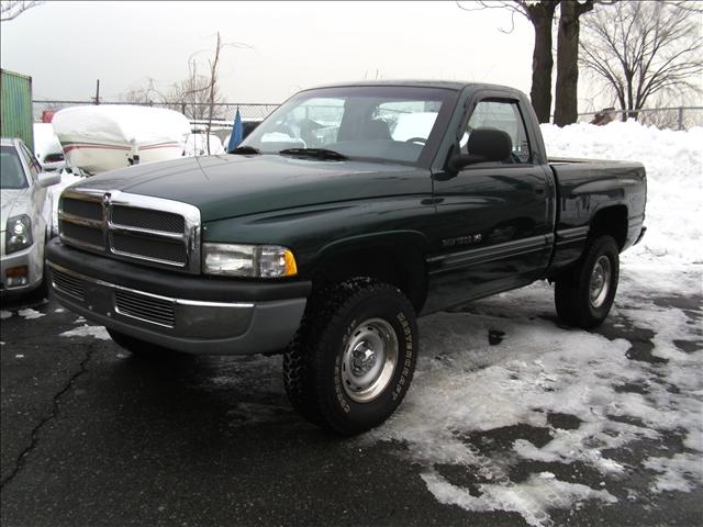 2000 Dodge Ram Pickup 45