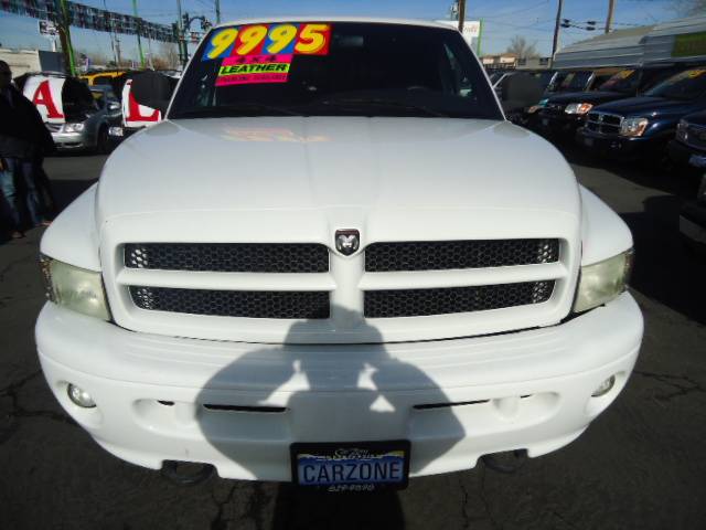 2001 Dodge Ram Pickup XLE V6 Navigation