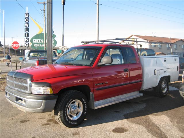 2001 Dodge Ram Pickup Base