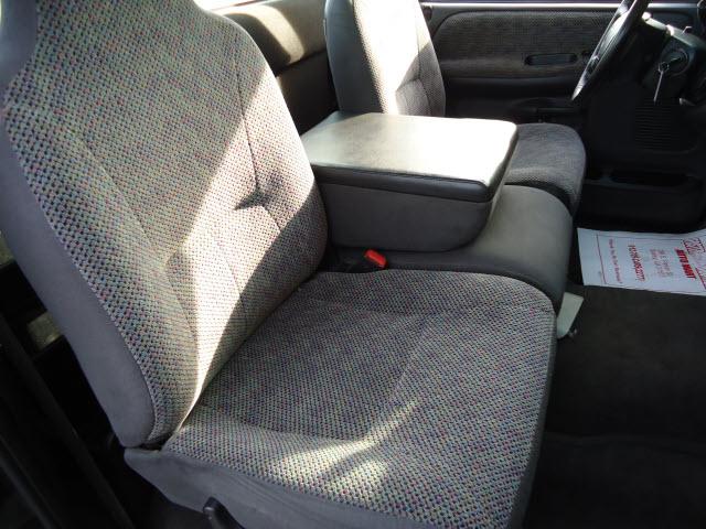 2001 Dodge Ram Pickup SLT