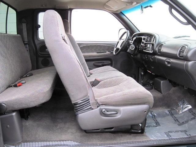 2001 Dodge Ram Pickup Unknown