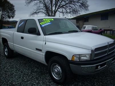 2001 Dodge Ram Pickup Base