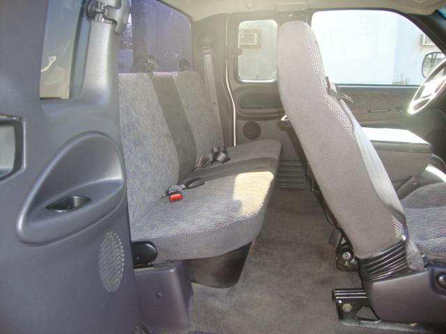 2001 Dodge Ram Pickup Cxl-2