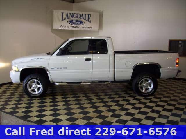 2001 Dodge Ram Pickup SLT