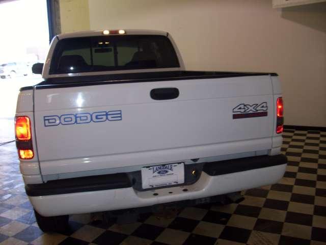 2001 Dodge Ram Pickup SLT