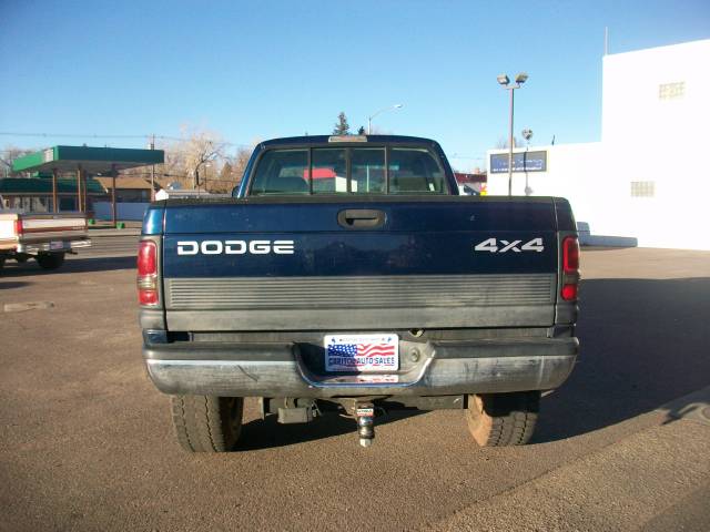 2001 Dodge Ram Pickup SLT