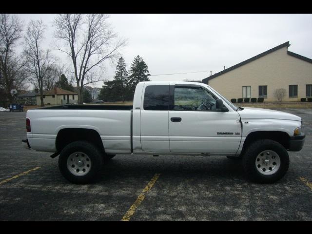 2001 Dodge Ram Pickup SLT