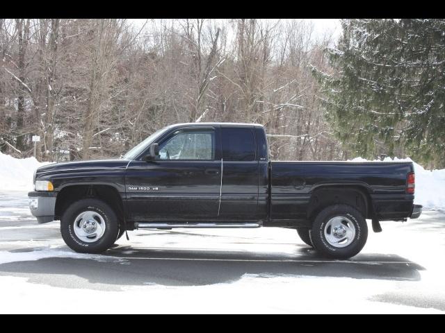2001 Dodge Ram Pickup SLT
