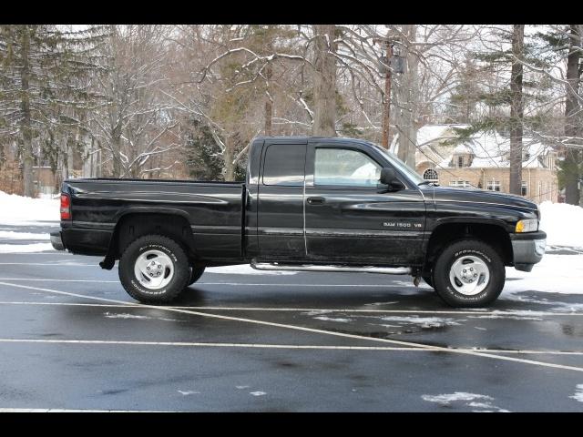 2001 Dodge Ram Pickup SLT