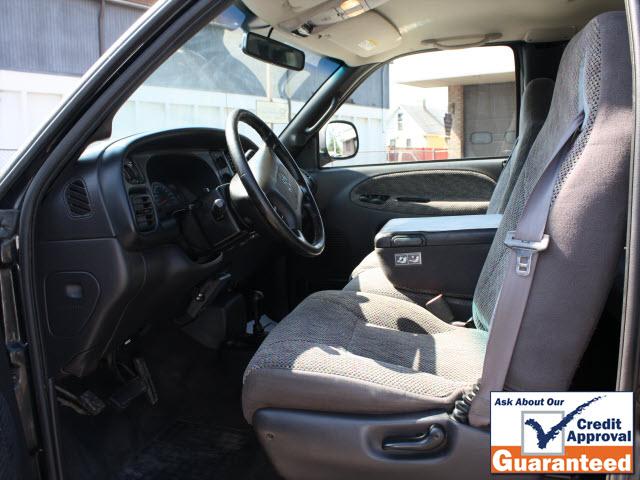 2001 Dodge Ram Pickup Unknown