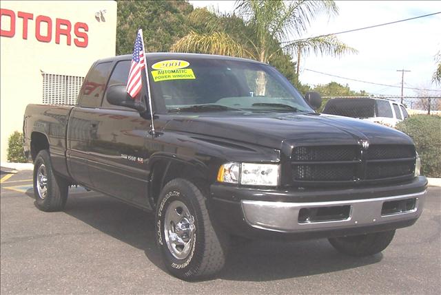 2001 Dodge Ram Pickup Premier 4x4 SUV