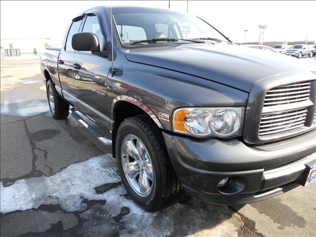 2002 Dodge Ram Pickup SLT