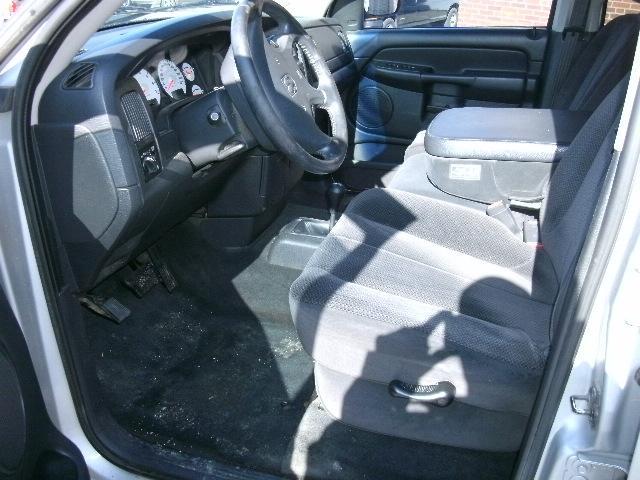 2002 Dodge Ram Pickup SLT