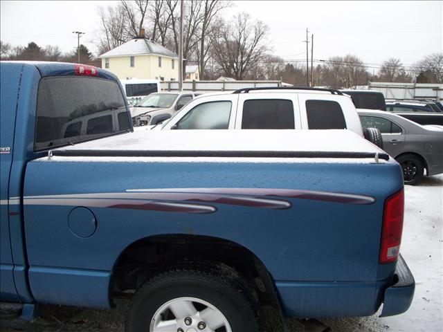 2002 Dodge Ram Pickup Base