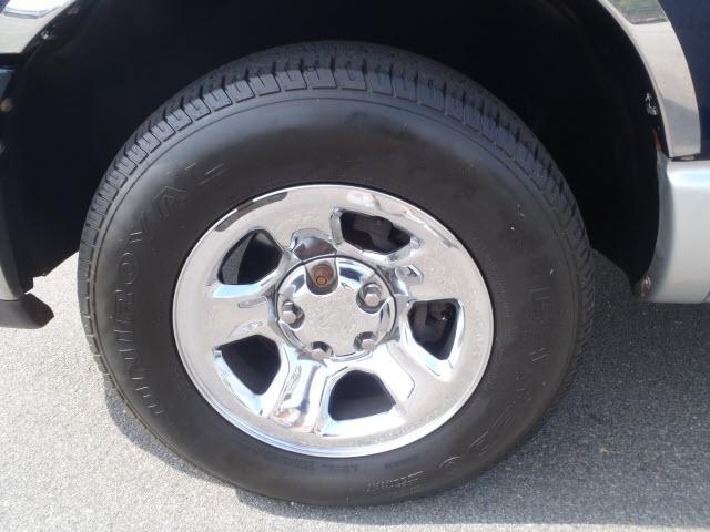 2002 Dodge Ram Pickup SLT