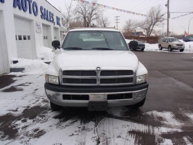 2002 Dodge Ram Pickup Base