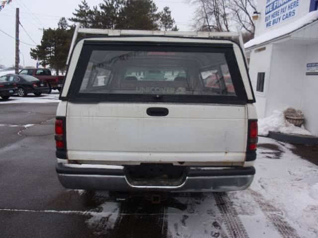 2002 Dodge Ram Pickup Base