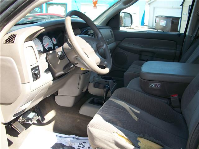 2003 Dodge Ram Pickup SLT