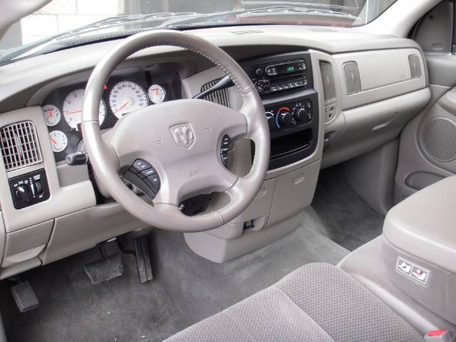 2003 Dodge Ram Pickup BOX