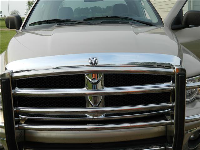 2003 Dodge Ram Pickup SLT