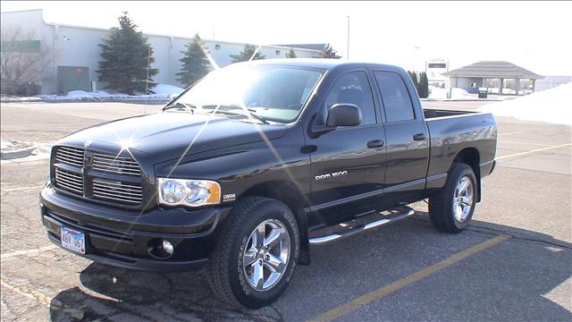 2003 Dodge Ram Pickup SLT