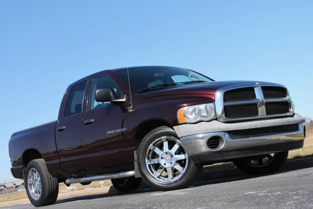 2004 Dodge Ram Pickup SLT