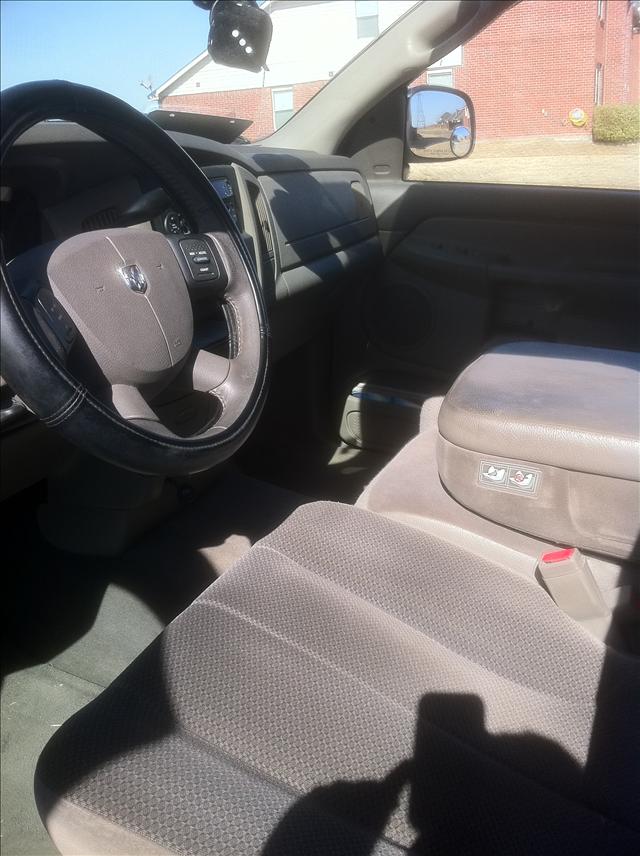 2004 Dodge Ram Pickup Modified