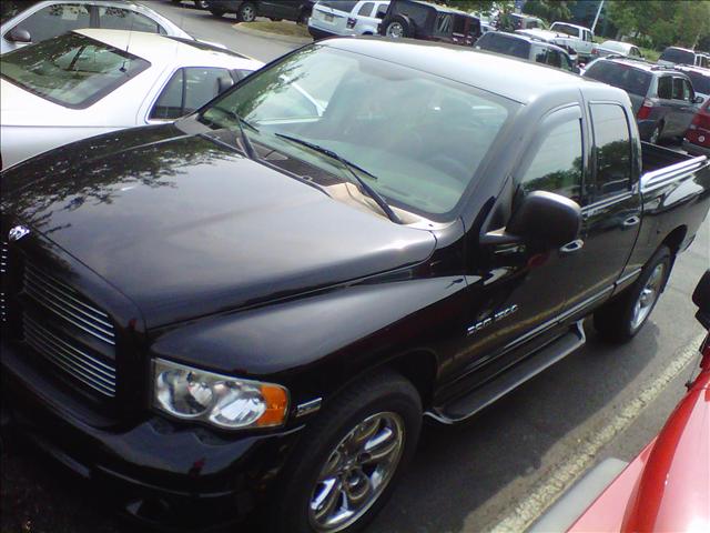 2004 Dodge Ram Pickup C230 Sedan 4D