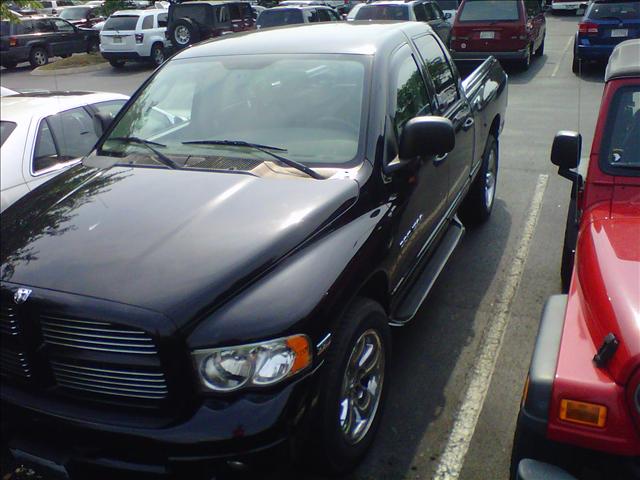 2004 Dodge Ram Pickup C230 Sedan 4D
