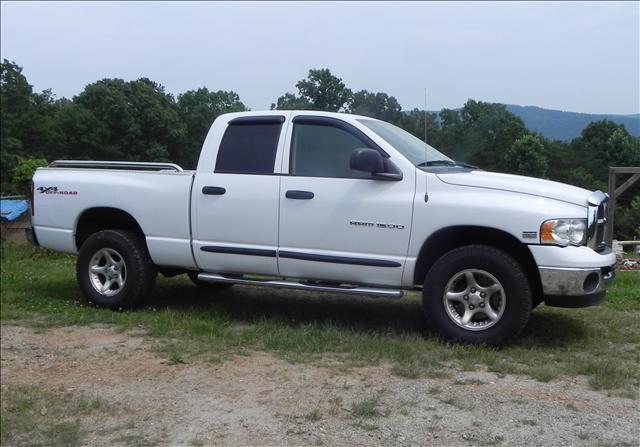 2004 Dodge Ram Pickup SLT