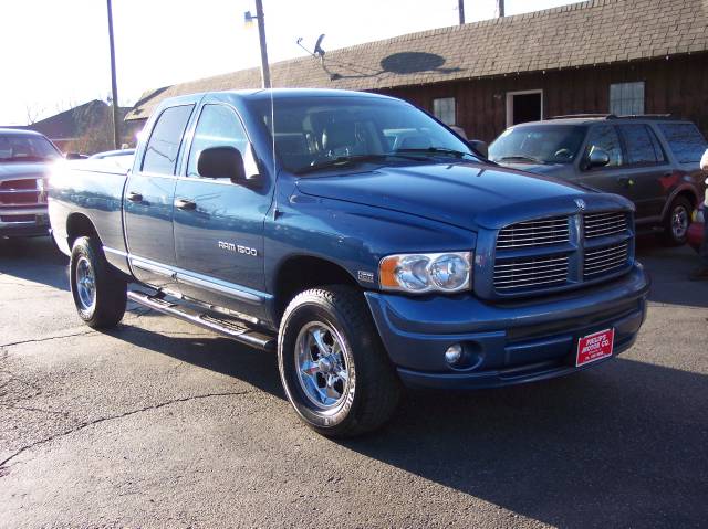 2005 Dodge Ram Pickup SL2