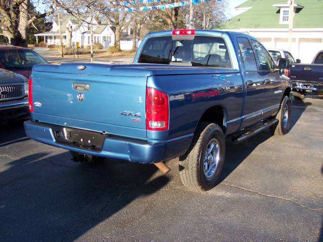 2005 Dodge Ram Pickup SL2