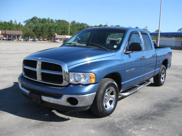 2005 Dodge Ram Pickup SLT