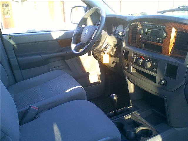 2006 Dodge Ram Pickup Extended Cab 4-wheel Drive LTZ