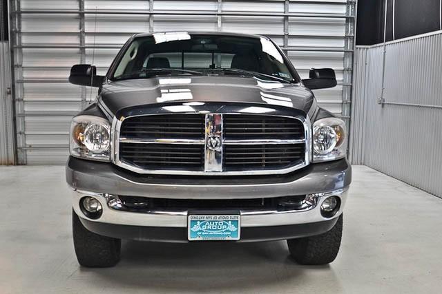 2007 Dodge Ram Pickup 4dr SL AWD V6