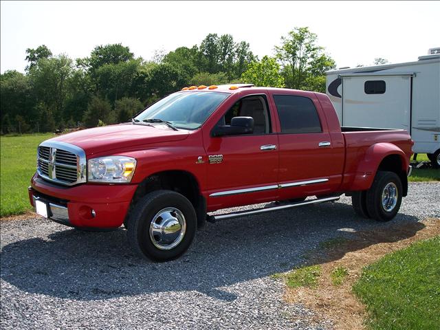 2007 Dodge Ram Pickup Slecrew Cab