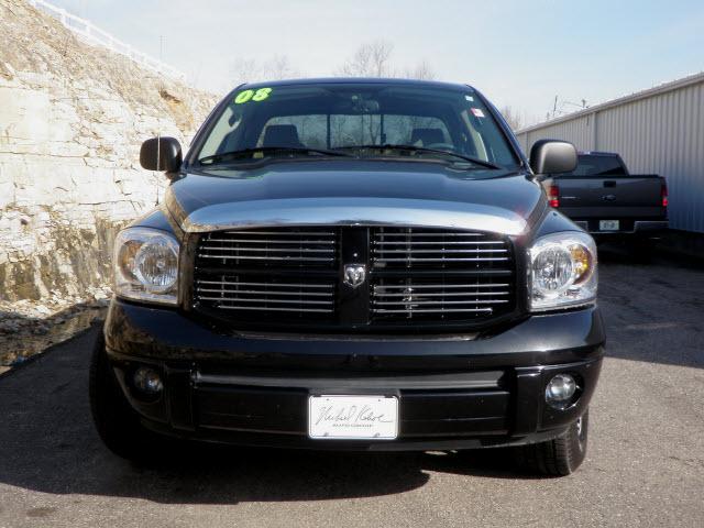 2008 Dodge Ram Pickup Bucket