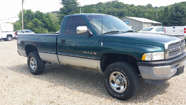 1995 Dodge Ram Pickup 1500 Eddie Baurer - Liquidator
