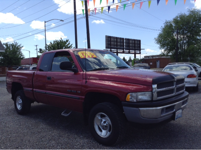 1999 Dodge Ram Pickup 1500 Supercab SRW 4X