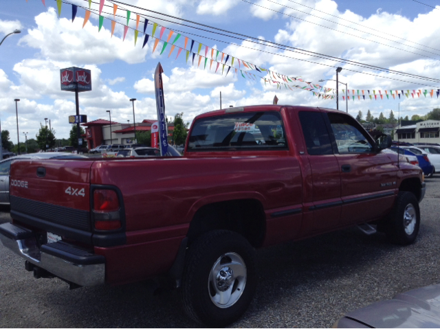 1999 Dodge Ram Pickup 1500 Supercab SRW 4X