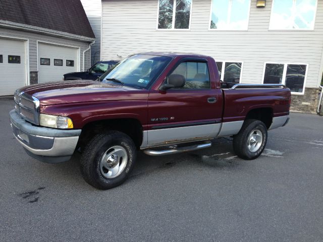 2000 Dodge Ram Pickup 1500 T6 Sport Utility 4D