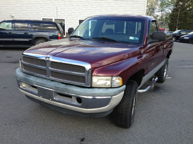 2000 Dodge Ram Pickup 1500 T6 Sport Utility 4D