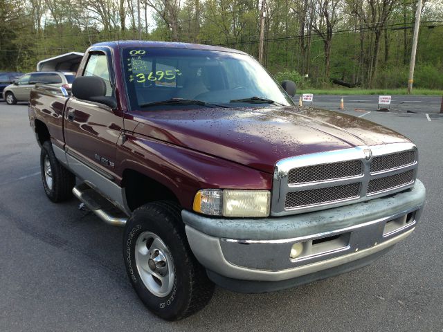 2000 Dodge Ram Pickup 1500 T6 Sport Utility 4D