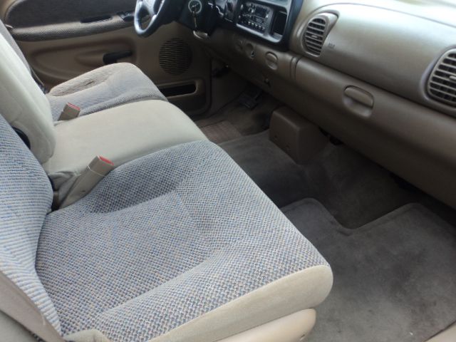 2001 Dodge Ram Pickup 1500 Crew Cab Amarillo 4X4