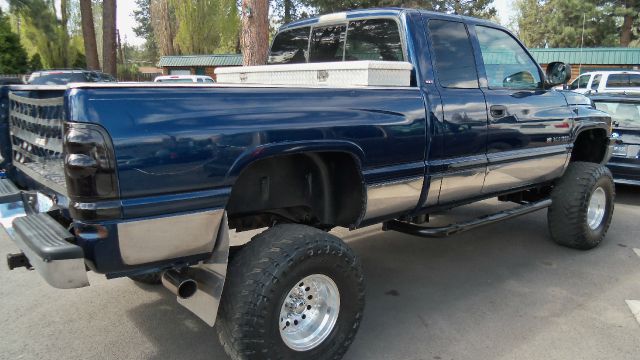 2001 Dodge Ram Pickup 1500 SLT