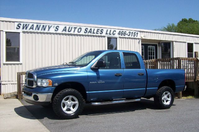 2004 Dodge Ram Pickup 1500 SLT